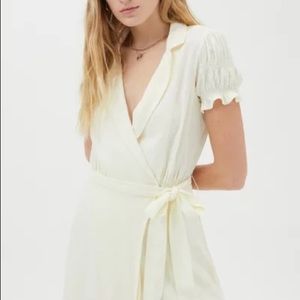 Urban Outfitters Spring Day Wrap Dress MIDI Yellow Size Small Tie Belt Boho EUC